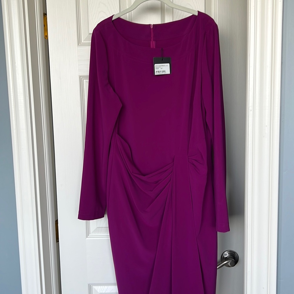 NWT St. John crepey knit purple dress with waist detail and sleeves